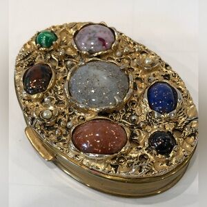 Vintage Old Oval Jeweled Cabochons  Dorset Fifth Avenue Powder Compact collector